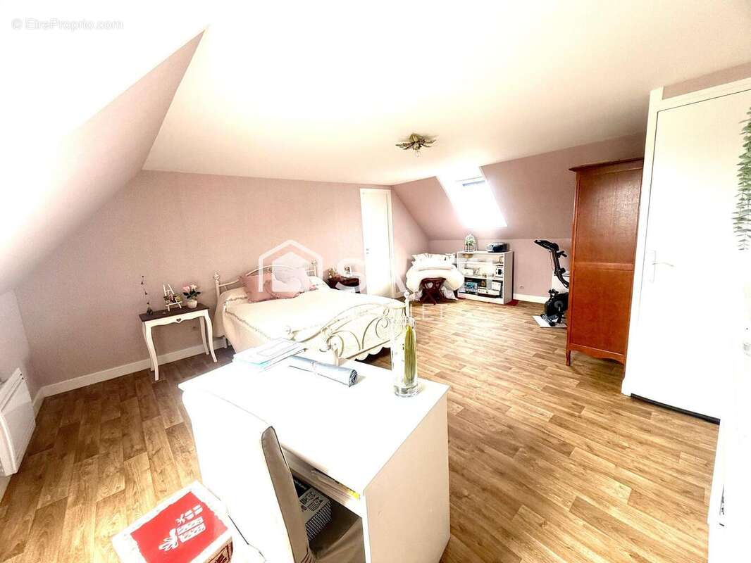 Maison 110 m² à Laon  - photo 4