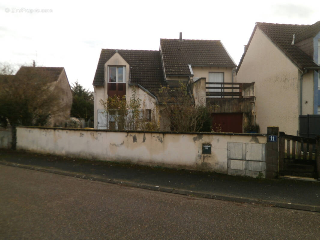 Maison à SAINT-GERMAIN-DU-PUY