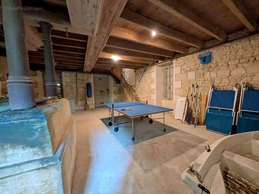 Maison à COGNAC