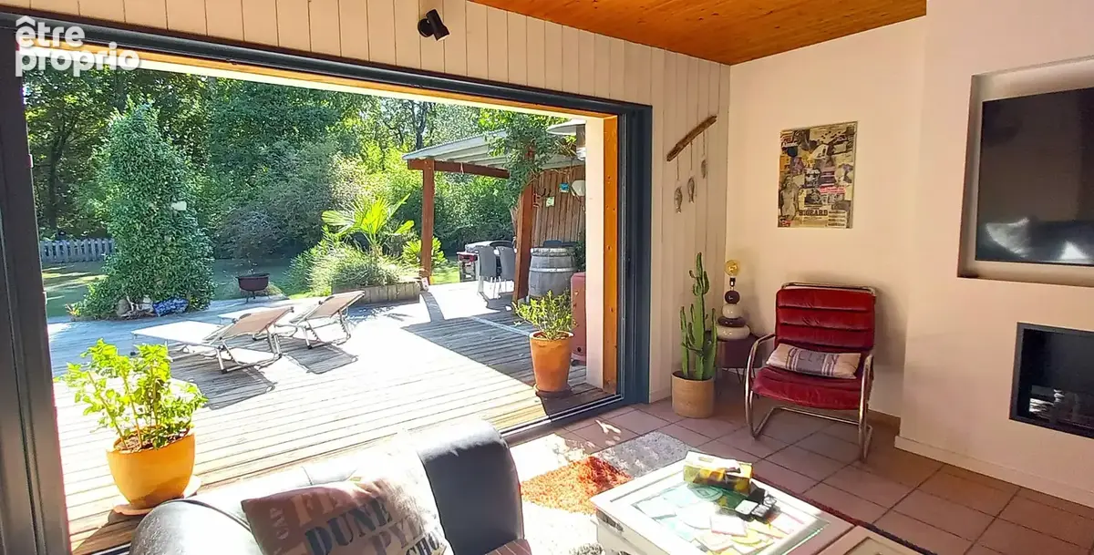 Maison Vendays Montalivet 6 pièce(s) 170 m2 + garages sur  terrain + 5900 m² - photo 4