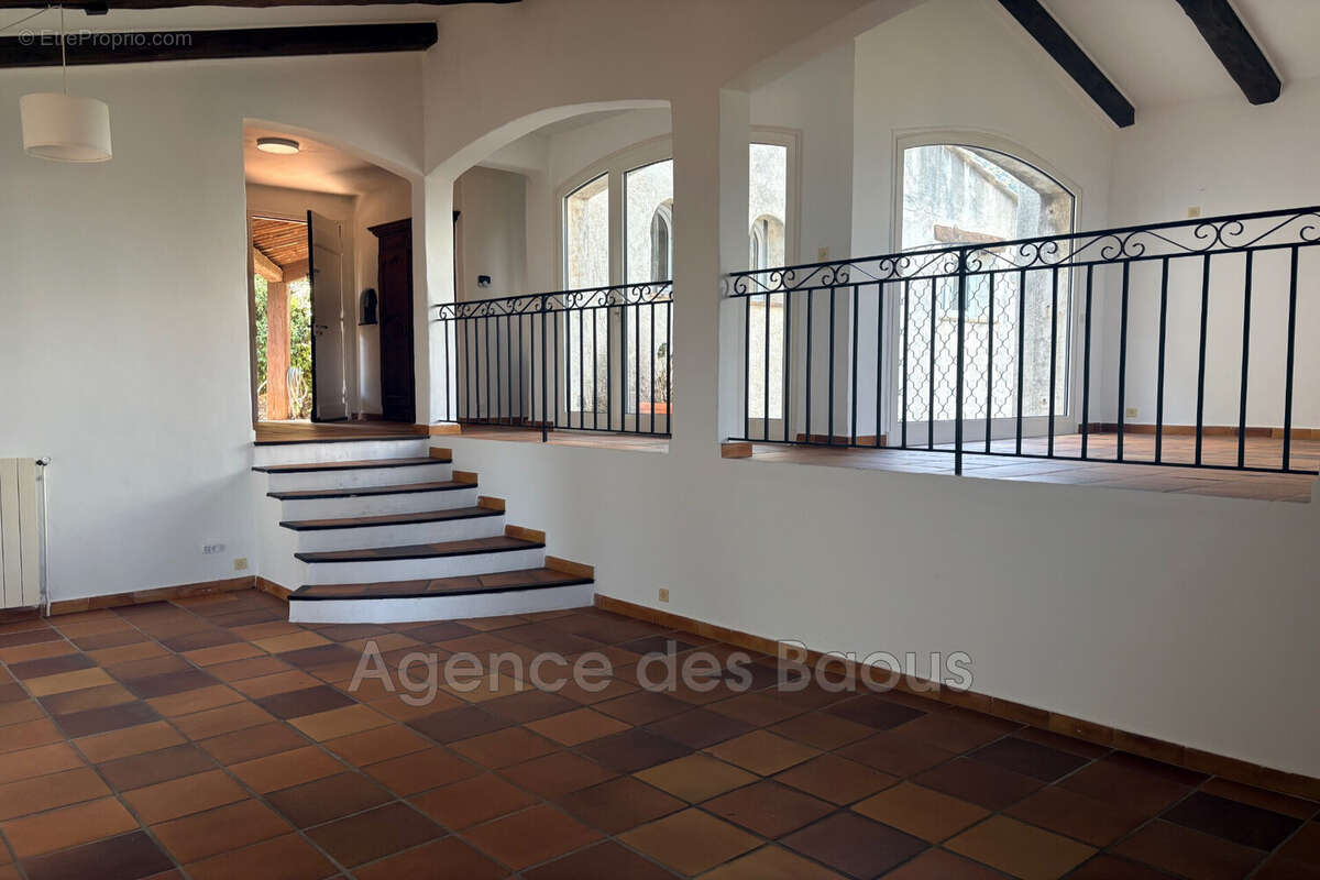 Maison 160 m² à Gattieres  - photo 6