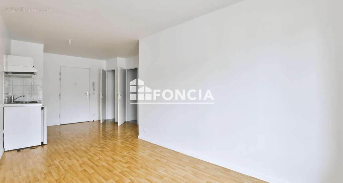 Appartement à CORBEIL-ESSONNES