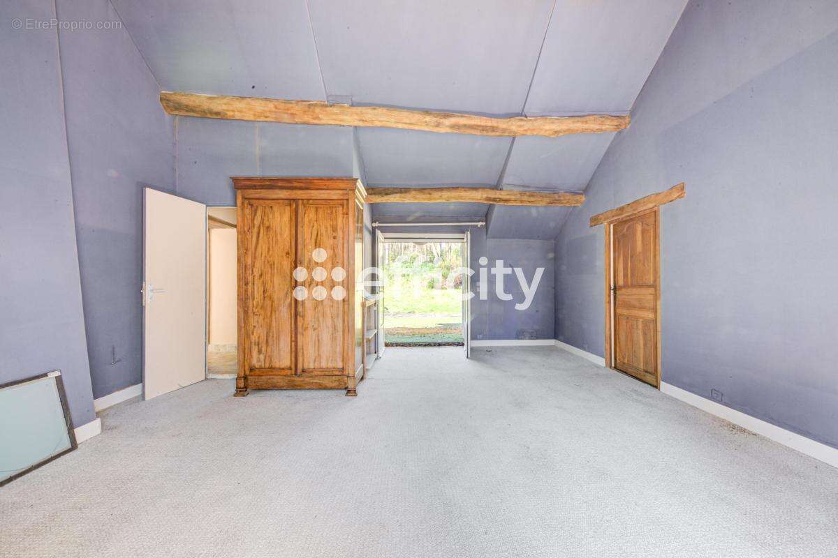 Maison 420 m² à La Boissiere-Ecole  - photo 34