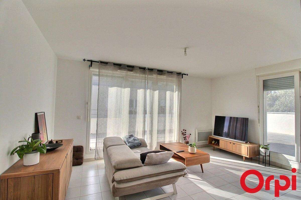 Appartement à MARSEILLE-12E
