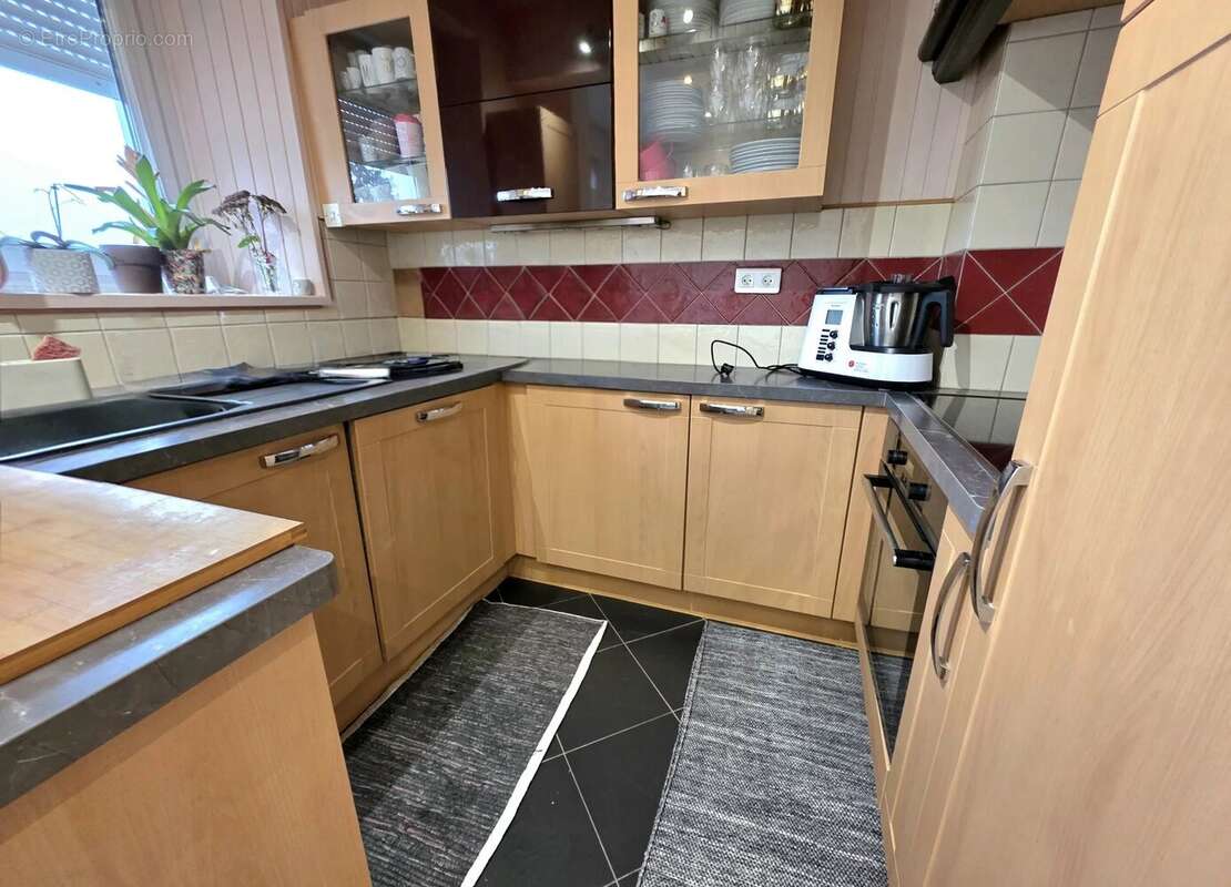 Maison à AUDUN-LE-TICHE