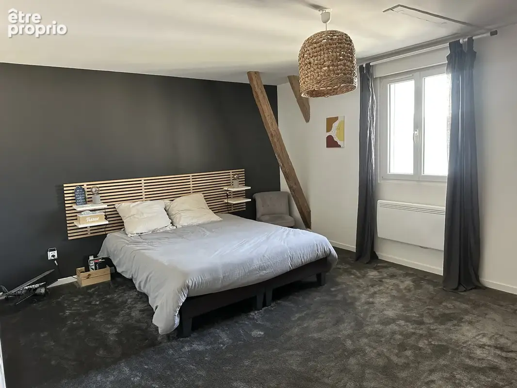 Houlette, superbe maison charentaise de 300m2 rénovée avec goût. - photo 15