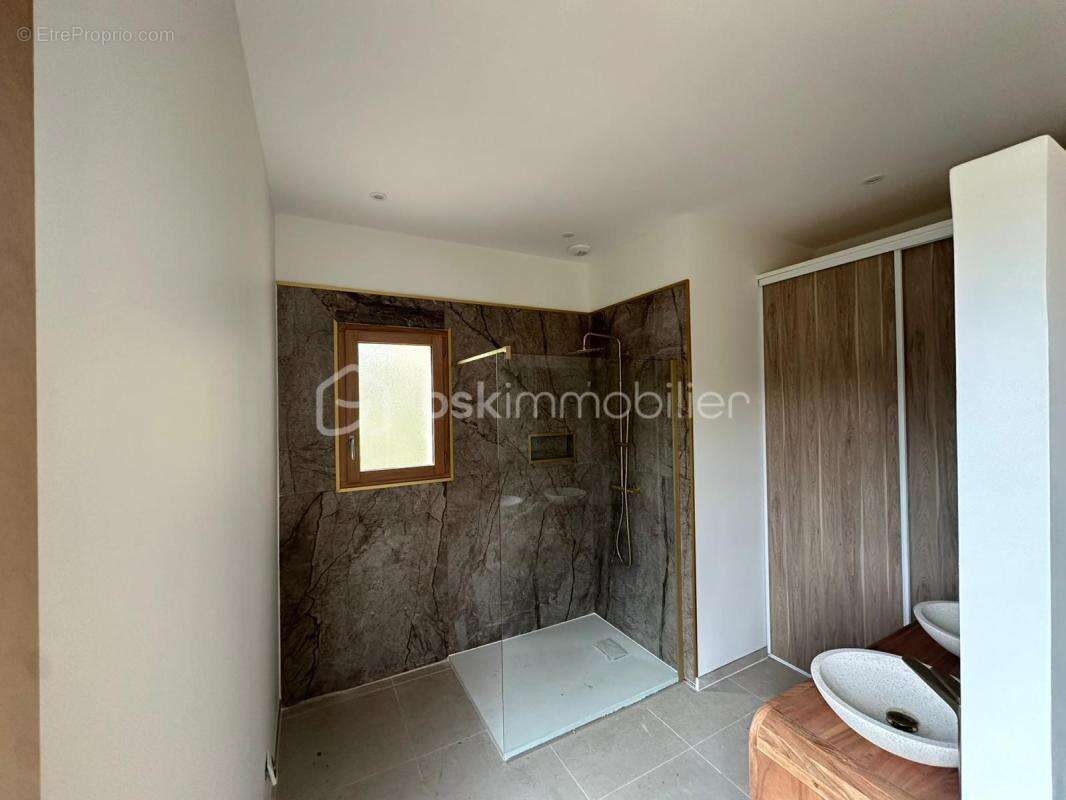  Une maison neuve d’exception où chaque détail a été pensé pour votre confort  - photo 10