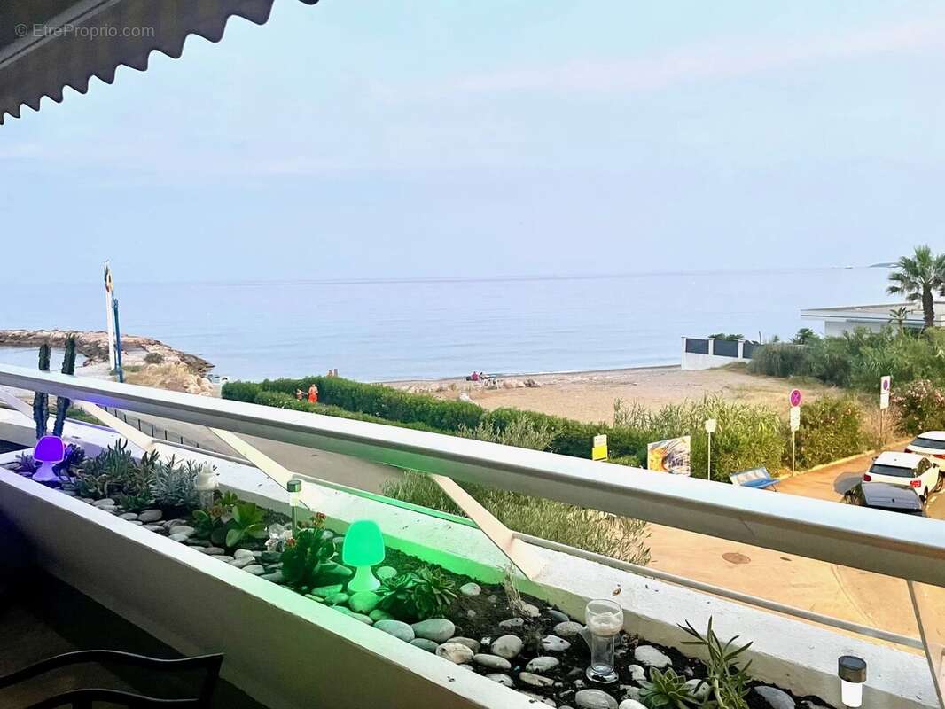 Appartement à VILLENEUVE-LOUBET