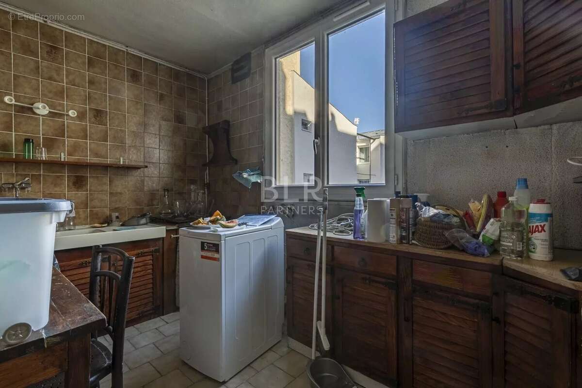 Appartement à PARIS-18E