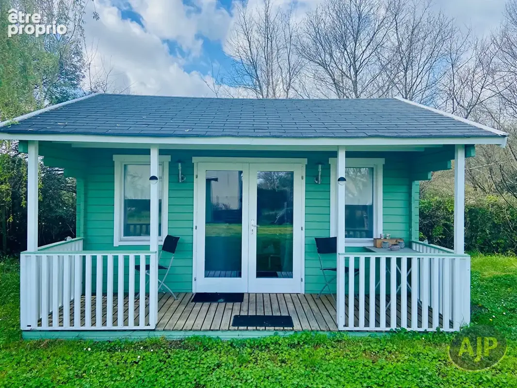 Maison T5 de 2001 sur 1300m2 de terrain clos ! - photo 2