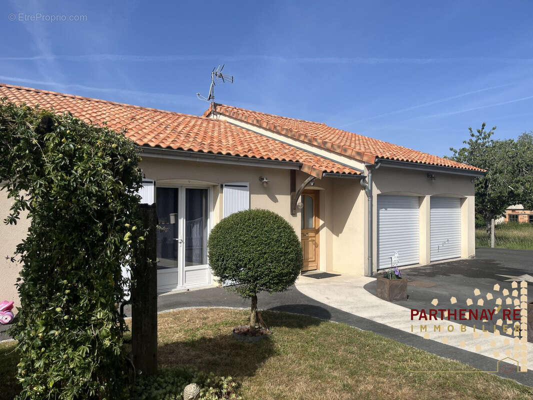 Maison à LA PEYRATTE