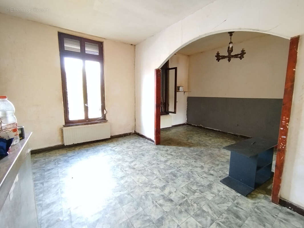 Appartement à GUISE