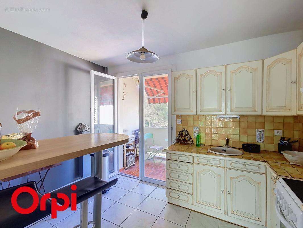 Appartement à HYERES