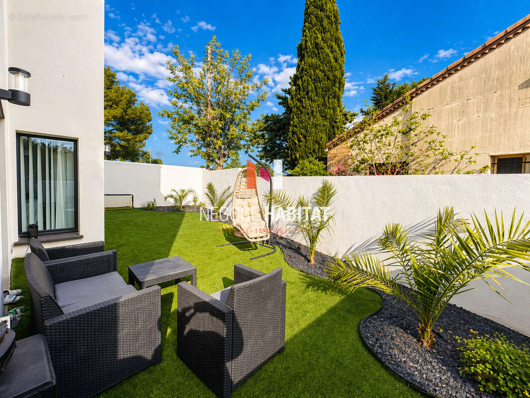 Maison à SAINT-GEORGES-D'ORQUES