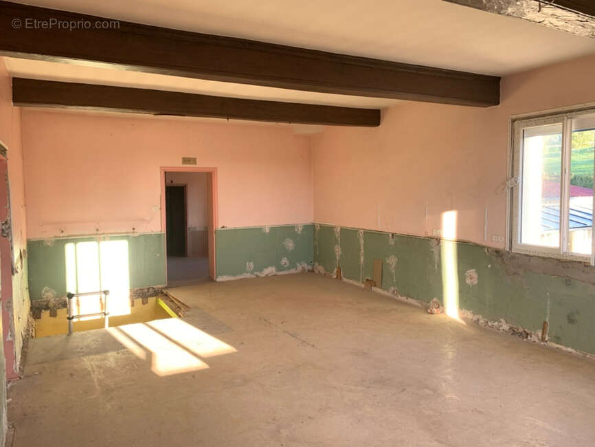 Maison à SAINT-NIZIER-SOUS-CHARLIEU