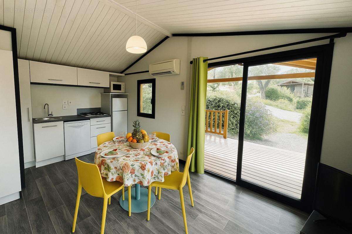 Maison à SOLLIES-TOUCAS