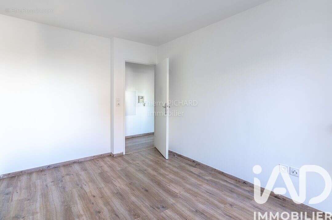 Photo 8 - Appartement à ROMAINVILLE