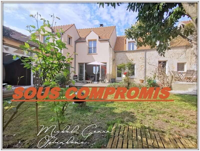 Maison à COURDIMANCHE