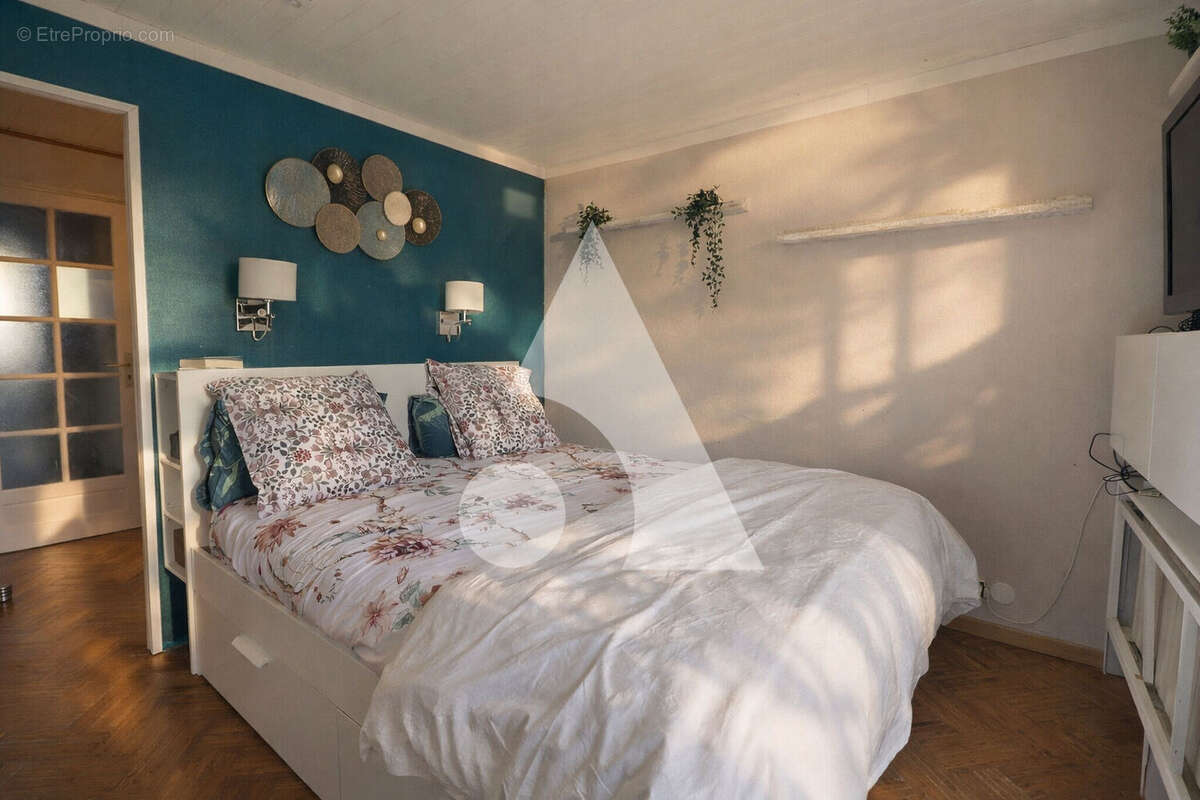 Maison à MERY-SUR-OISE