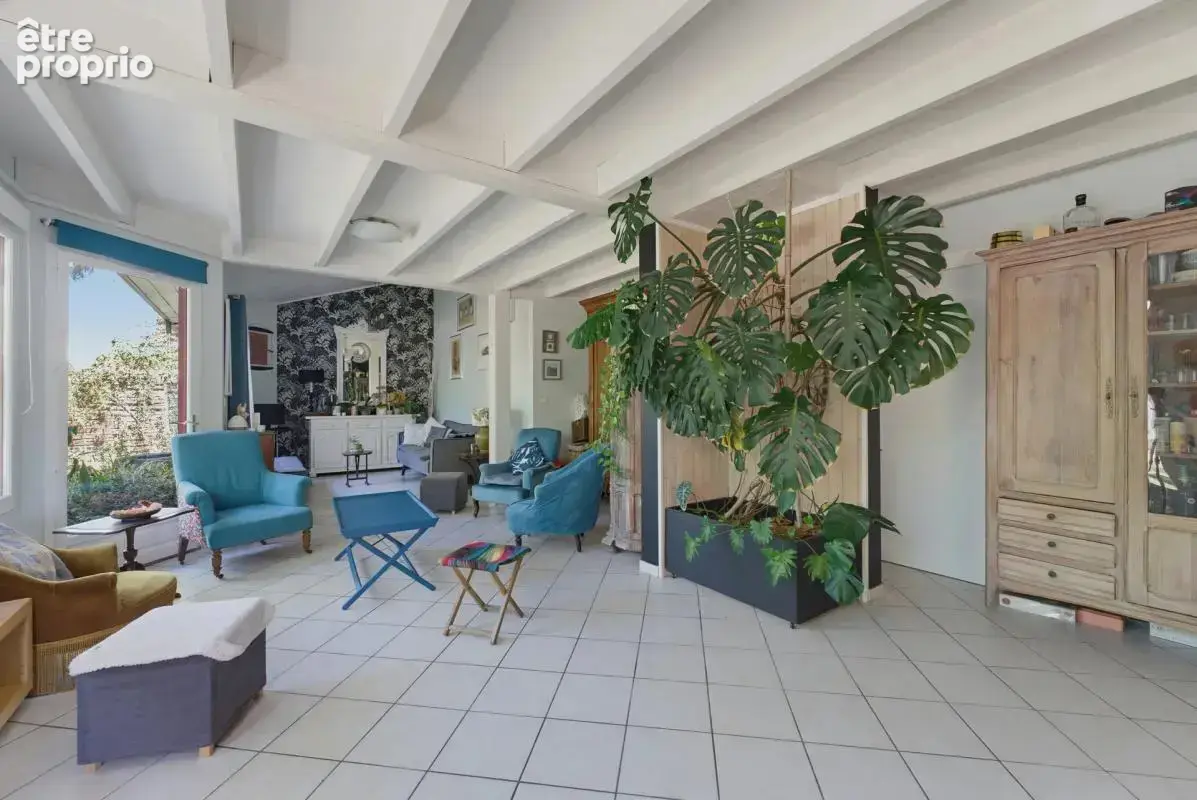 Maison de 7 pièces de 170 m² à Bruges - photo 3