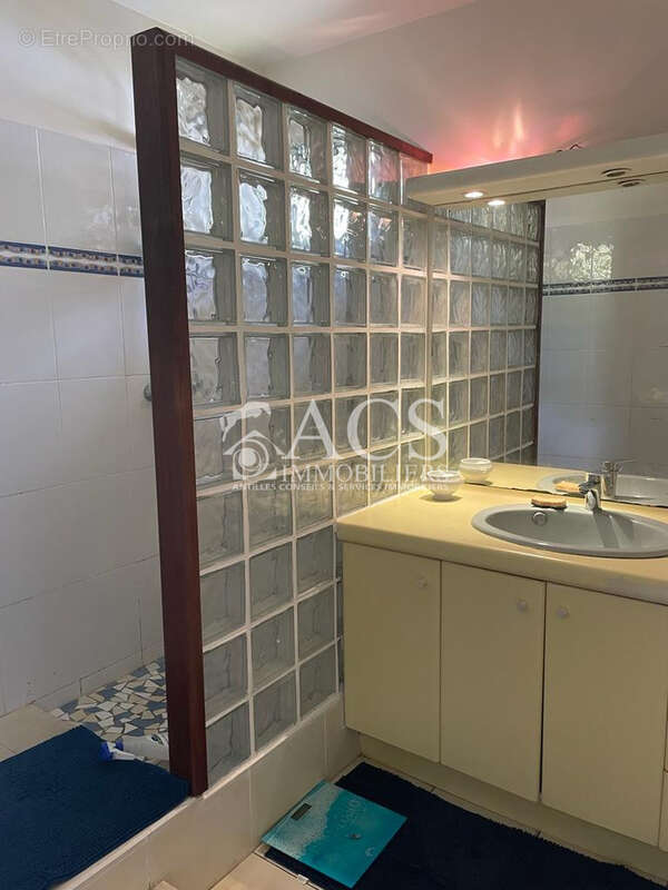 Appartement T3  Résidence Le Parc de Cluny - FORT-DE-FRANCE - photo 6