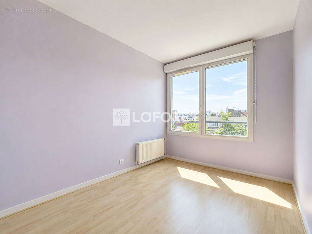 Appartement à SURESNES