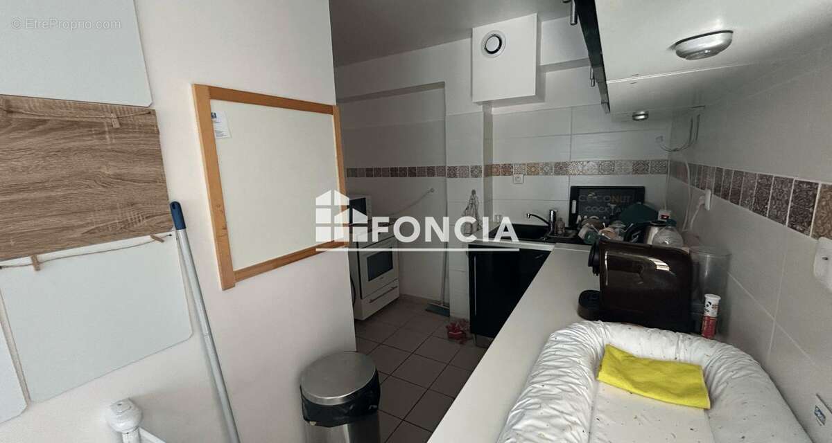Grand T4/T5 coeur BONNEFOY - double destination habitation / professionnel - photo 8