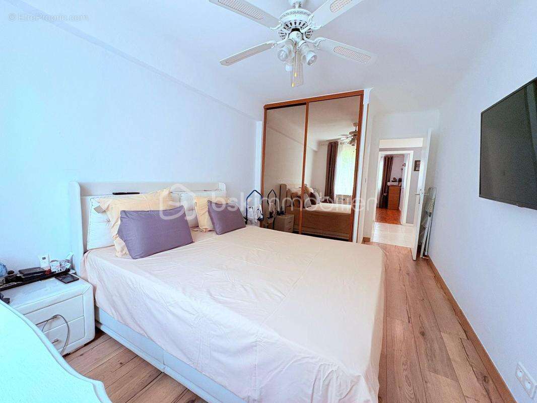 Grand 3/4 pièces traversant de 67 m² – parking privé – Pasteur, Nice - photo 10