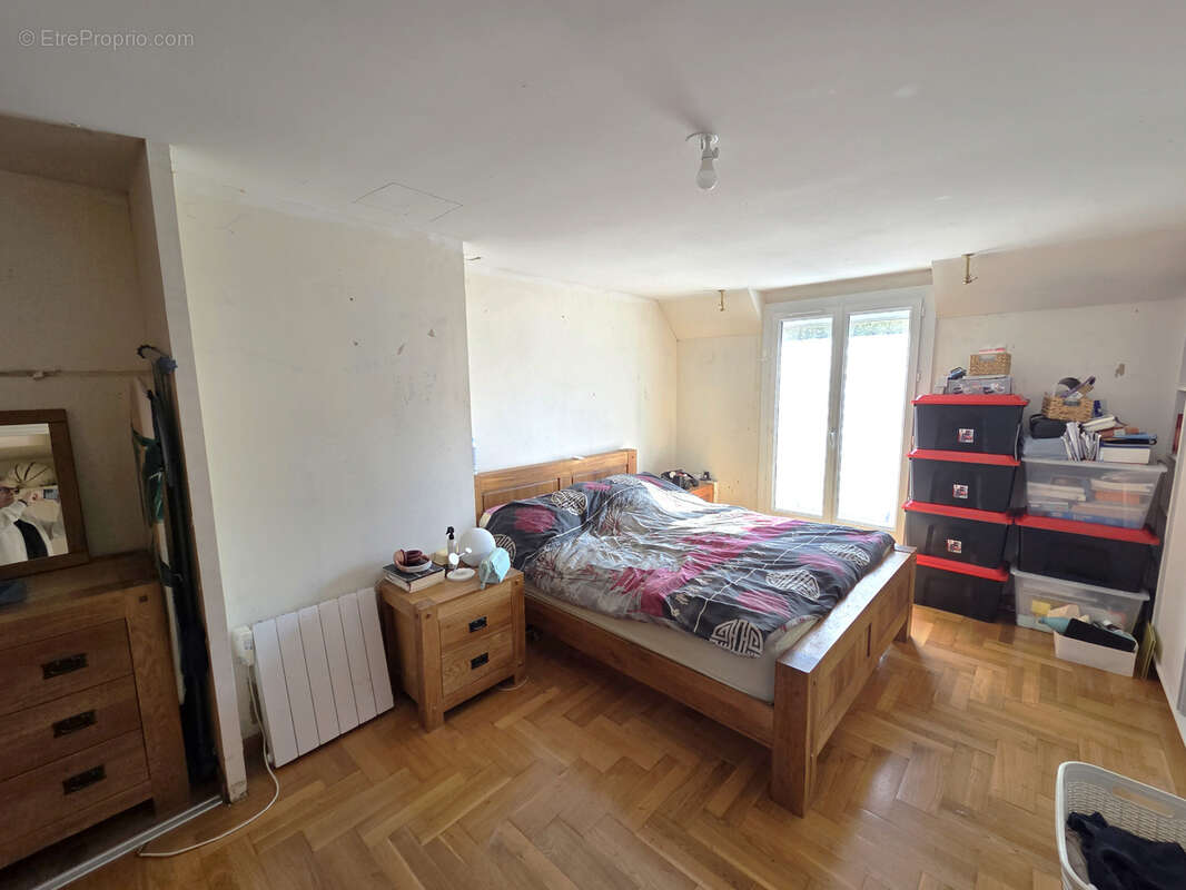 Maison à SAVIGNY-SUR-ORGE