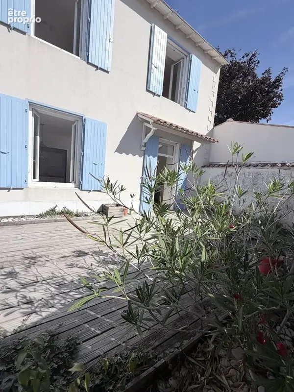 Maison 4 pièces 90 m² à vendre à Lagord (17140) - photo 2
