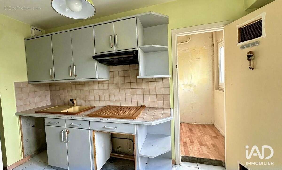 Photo 3