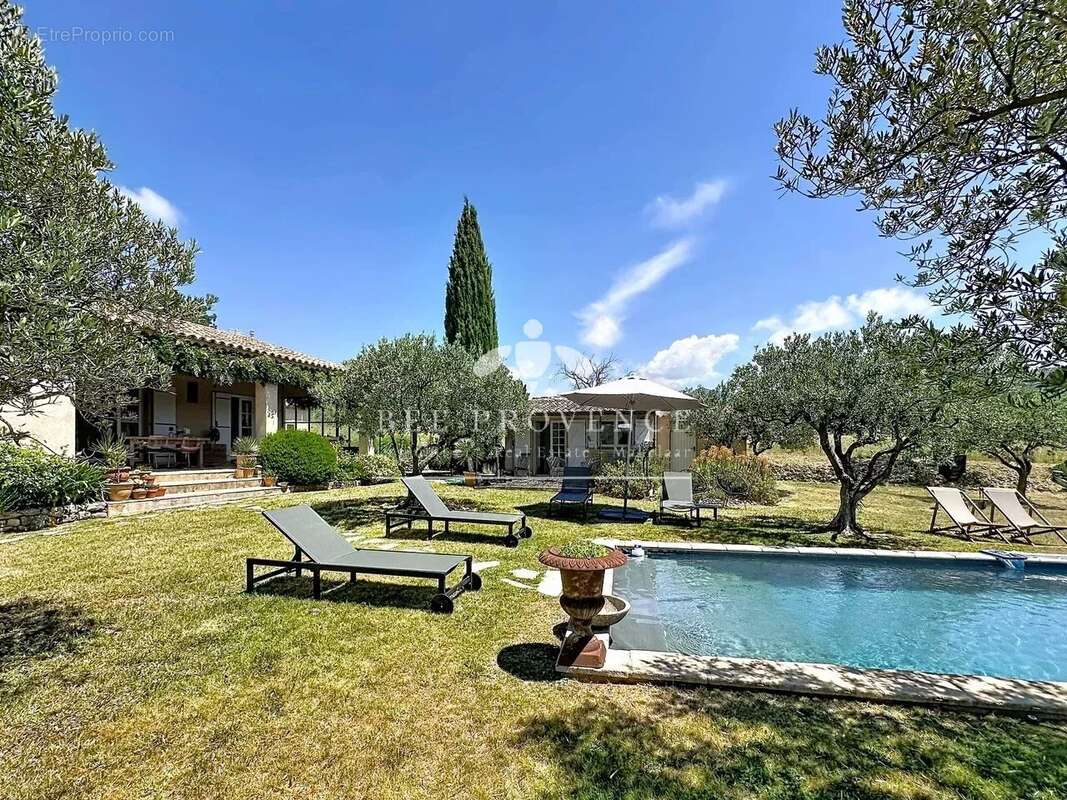 Maison de caractère avec piscine et maison d'amis, au calme - photo 15