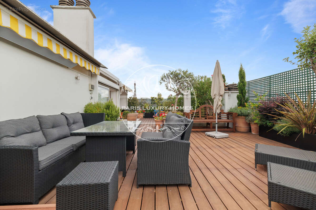 Exceptionnel penthouse avec terrasse à Paris 16ème ! - photo 8
