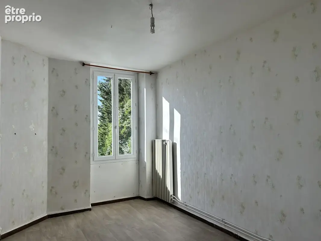 MAISON DE VILLE avec extérieur et dépendances sur COGNAC, Victor Hugo - photo 8
