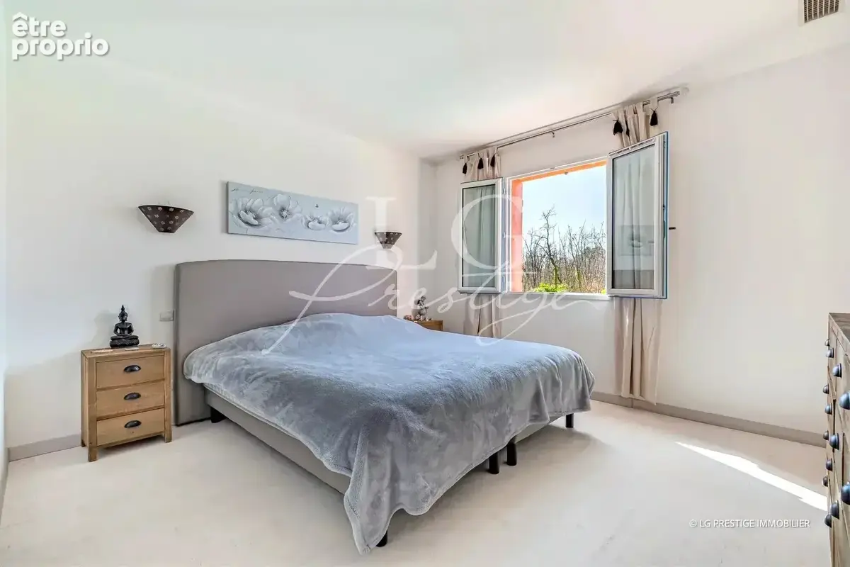 Callian – Villa plain-pied 4 chambres avec piscine, au calme - photo 8