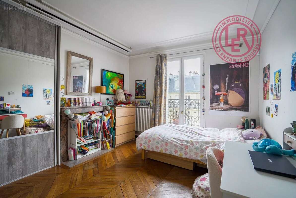 Appartement à PARIS-20E