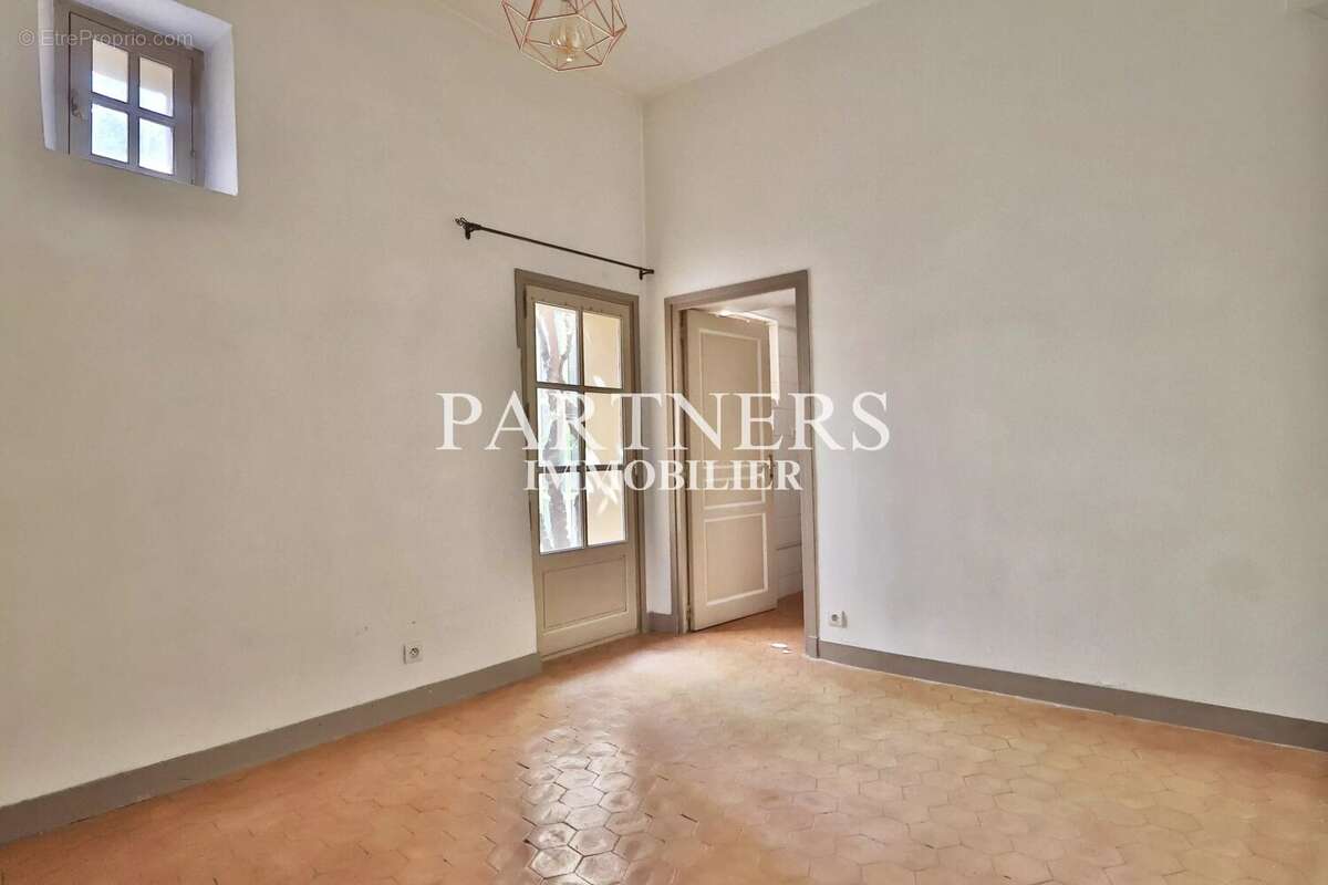 Appartement à AIX-EN-PROVENCE