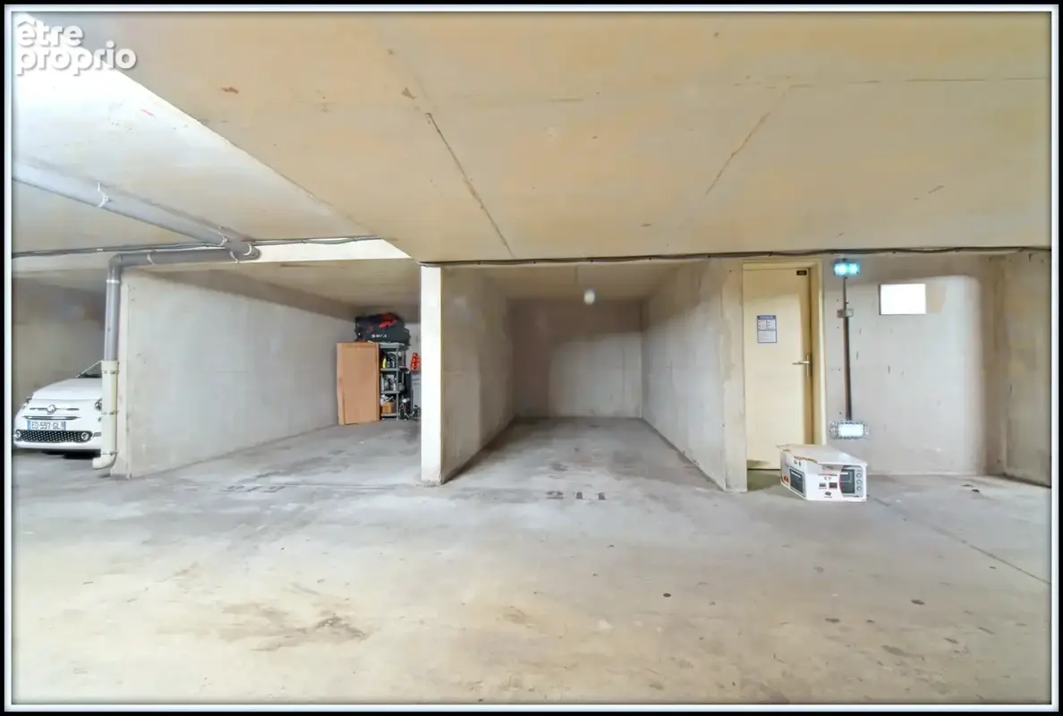 Nîmes – T2 lumineux avec terrasse et parking privatif – Entièrement repeint ! - photo 10