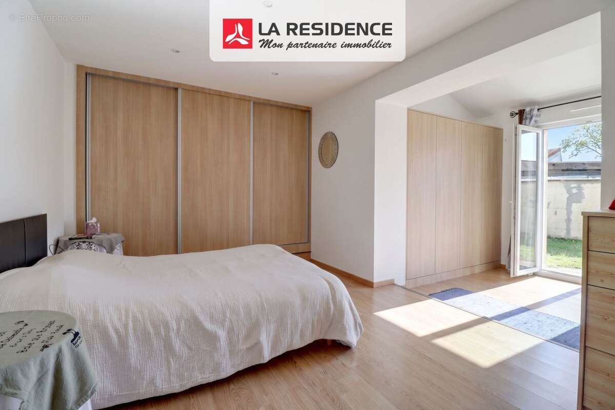 Maison 210 m² à Gambais  - photo 5