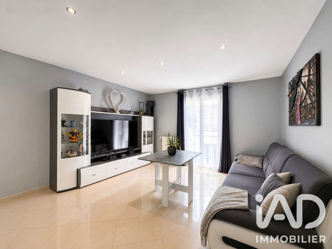 Maison 187 m² à Cinqueux  - photo 6