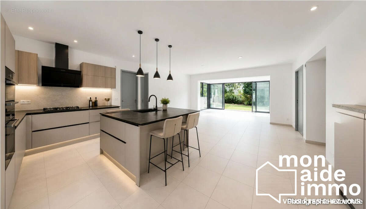 Maison 130 m² à Carignan-De-Bordeaux  - photo 5