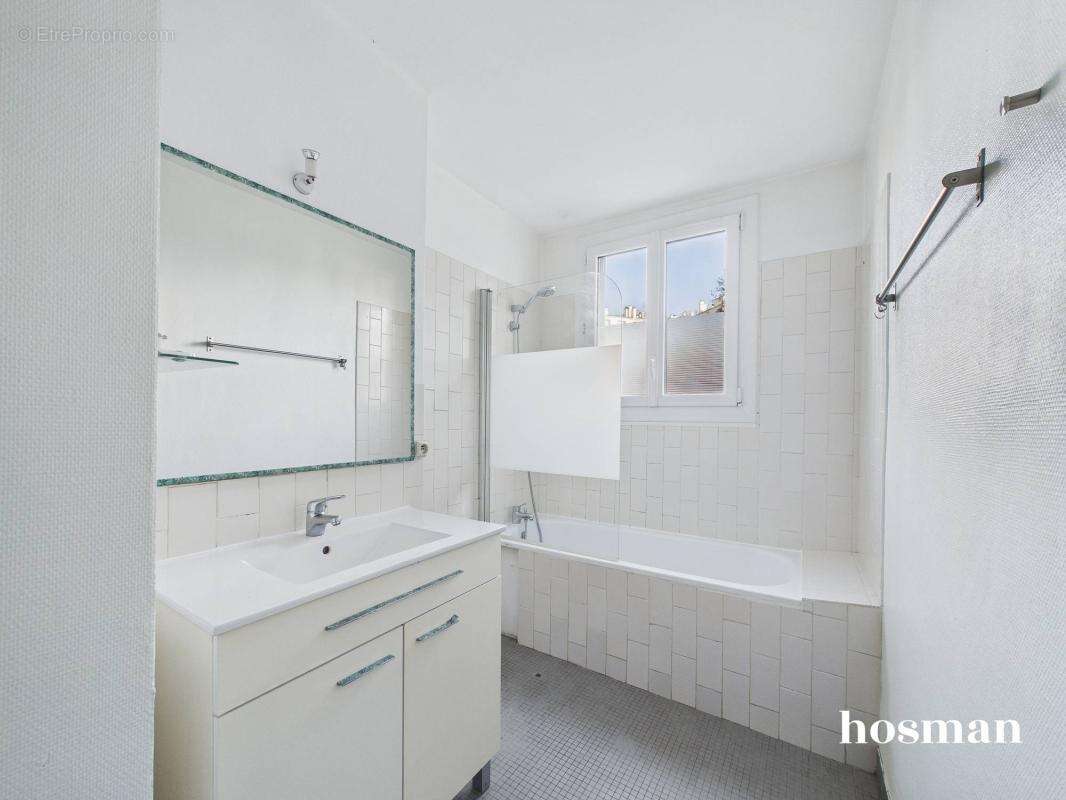 Ravissant appartement T3 de 56 m2 avec garage boxé et cave - Rue du Port Guichard, Quartier Saint-Donation / Tortière à Nantes - photo 18