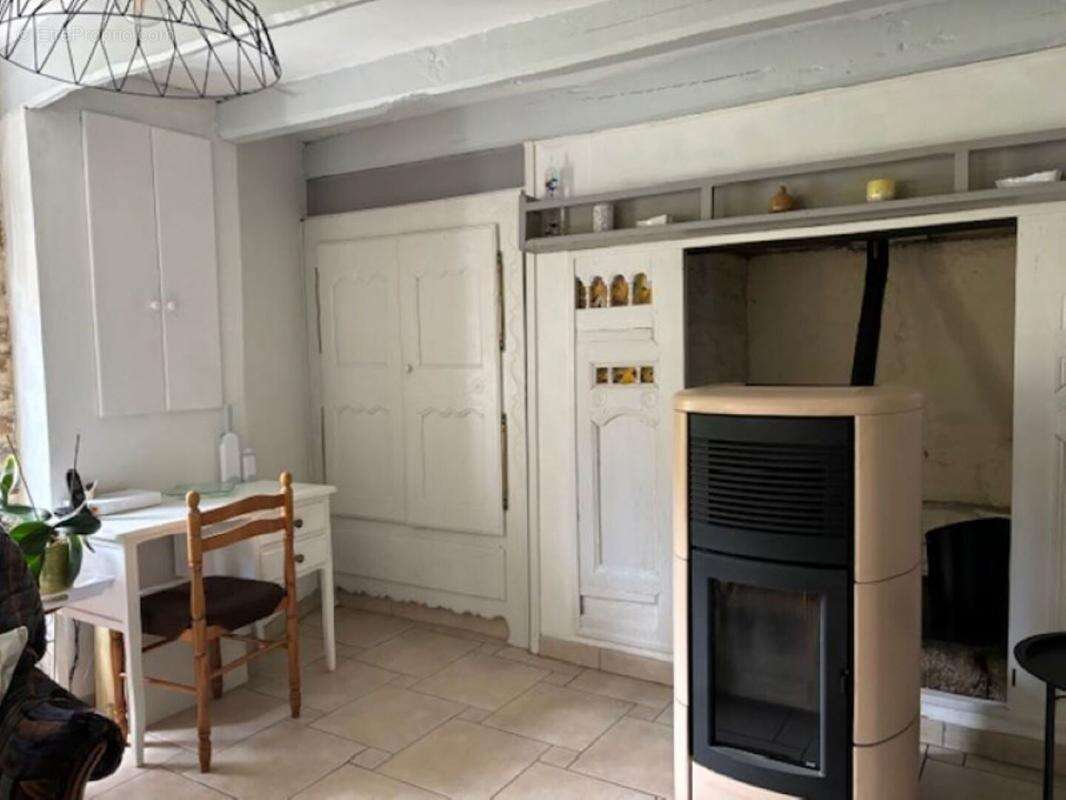 Maison à MELGVEN
