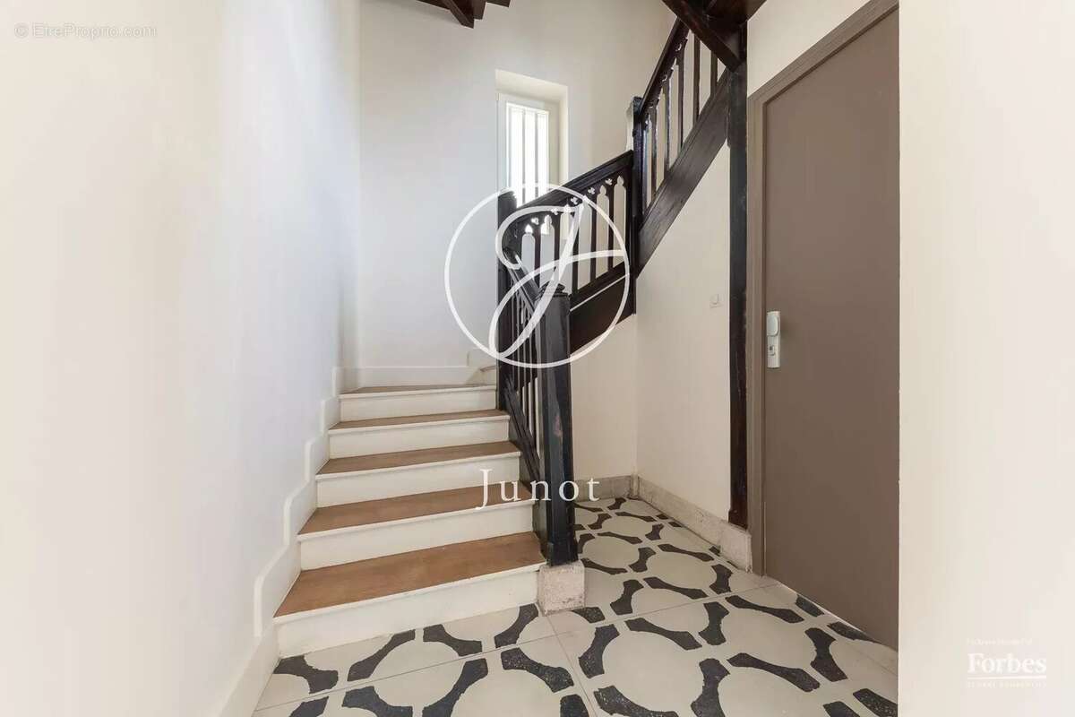Appartement à SAINT-CLOUD