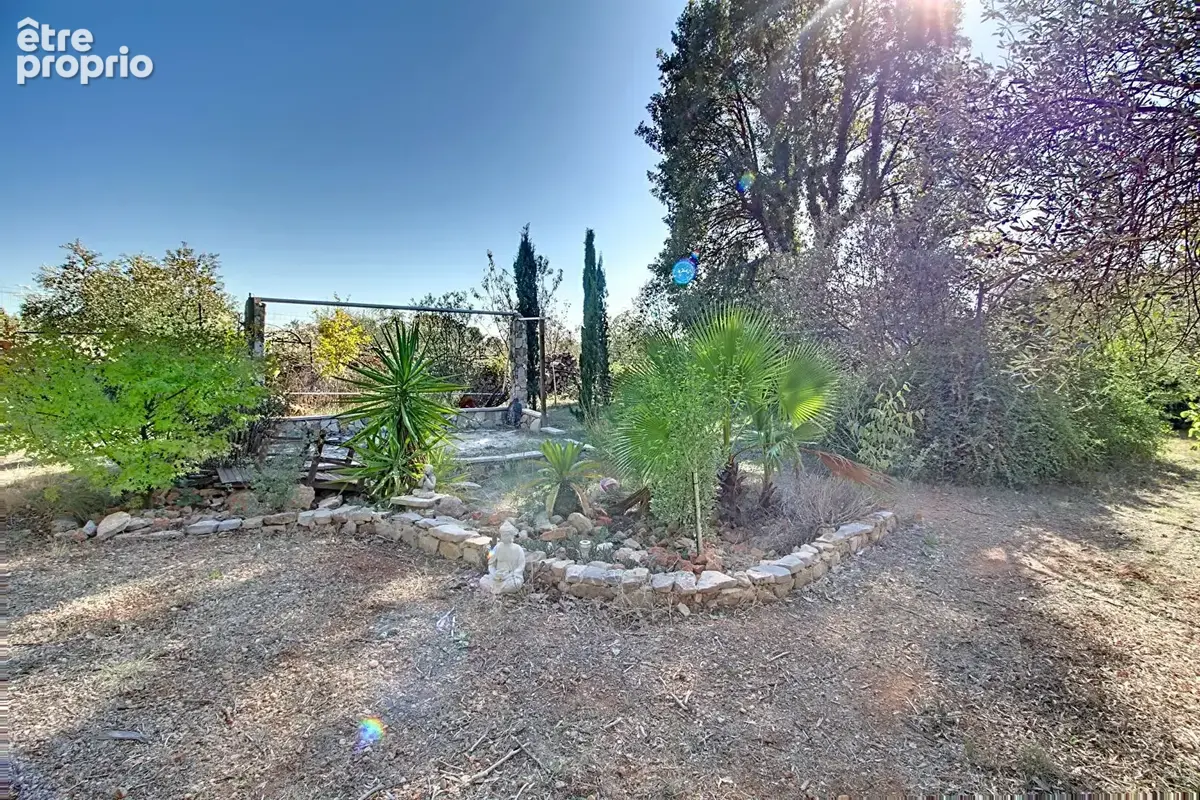 A vendre en exclusivite ! flayosc maison avec dépendance sur terrain de 2000 m² - photo 14