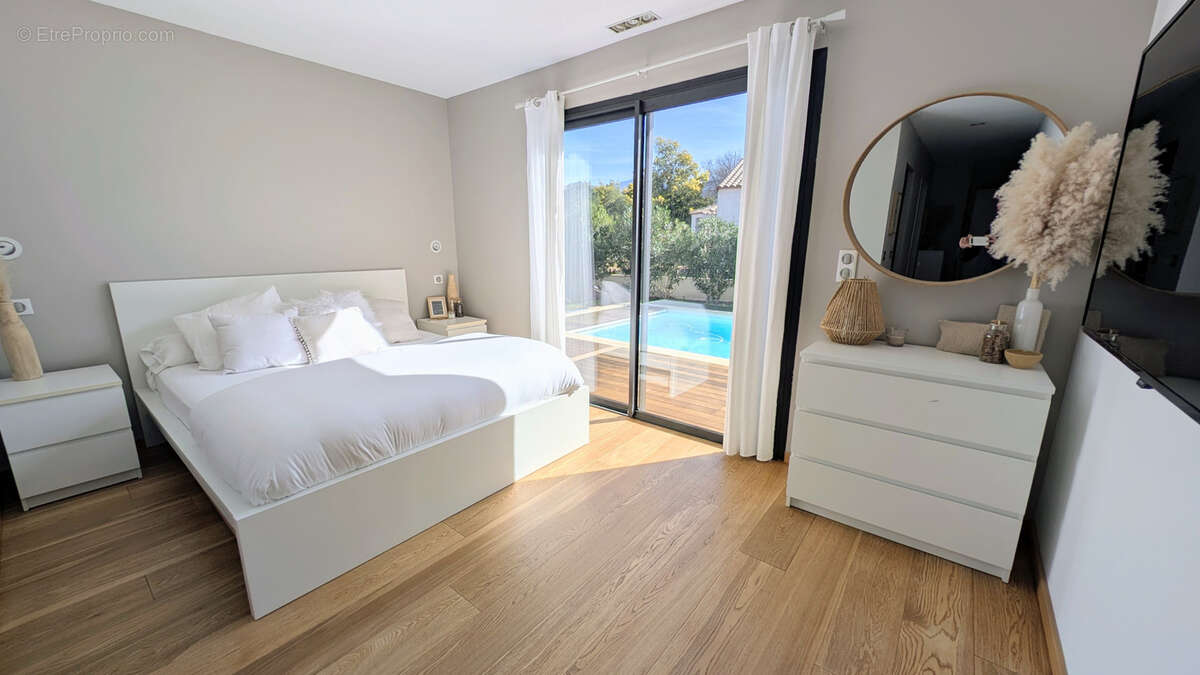 Maison à SAINT-GENIS-DES-FONTAINES