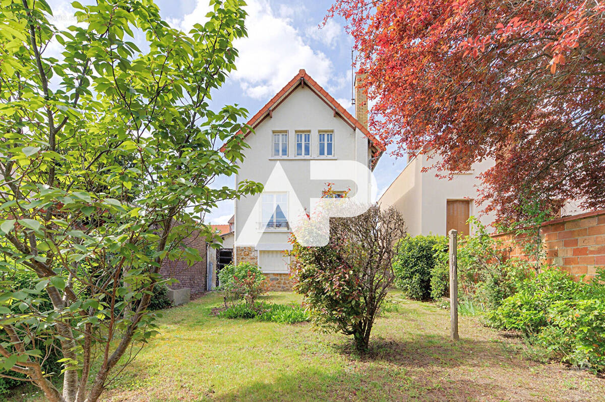 Maison à RUEIL-MALMAISON