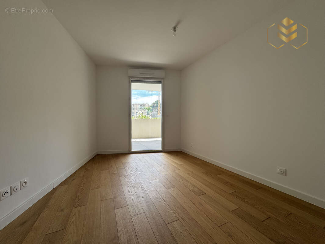 Appartement à BEAUSOLEIL