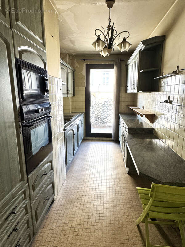 Appartement à MARSEILLE-6E