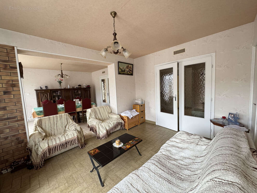 Photo 4 - Maison à MARDORE